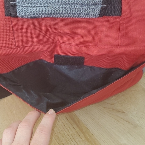 Athletic Works Messenger Bag with shoulder strap - Picture 8 of 13